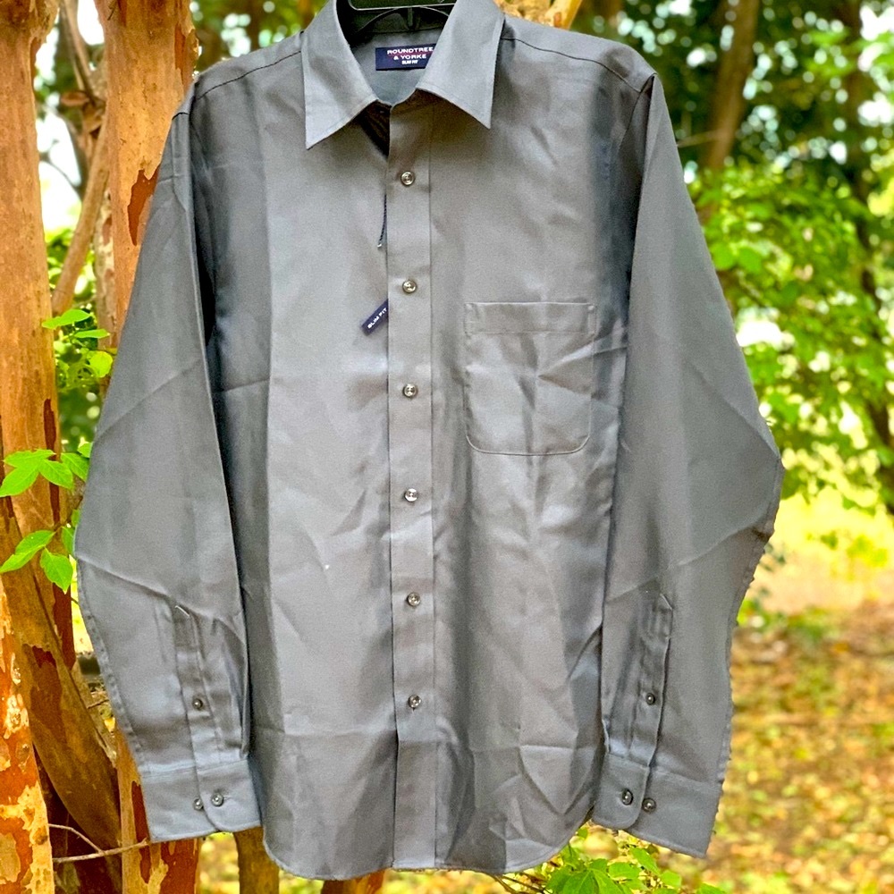 NWT Men’s Roundtree & York’s dress shirt